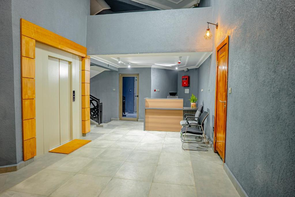 Well-maintained Estate in Bafoussam